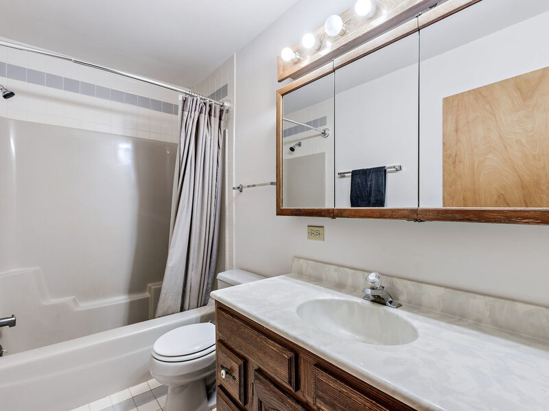 29650 N Garland Road Wauconda IL 60084