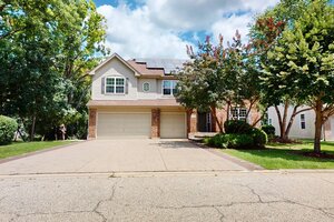 Photo of 5670 Brentwood Drive Hoffman Estates IL 60192