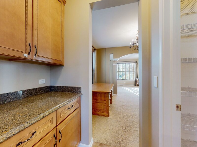 5670 Brentwood Drive Hoffman Estates IL 60192