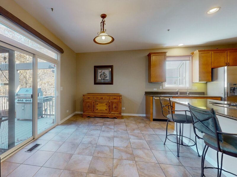 5670 Brentwood Drive Hoffman Estates IL 60192