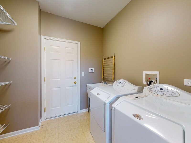 5670 Brentwood Drive Hoffman Estates IL 60192