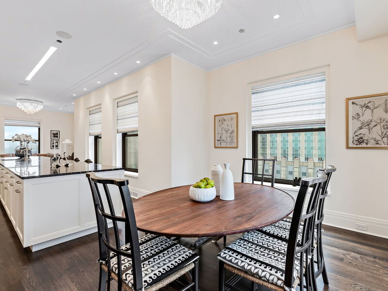 159 E Walton Place Chicago IL 60611