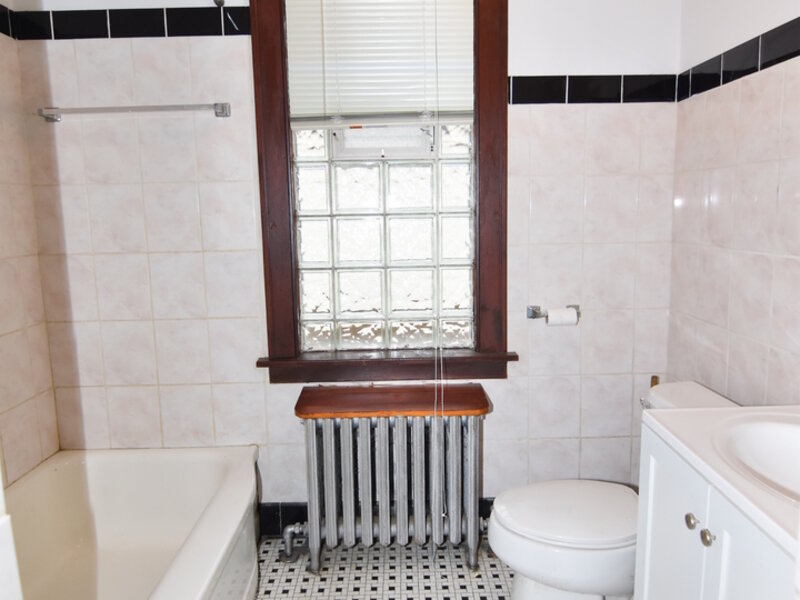 141 W 124th Street Chicago IL 60628