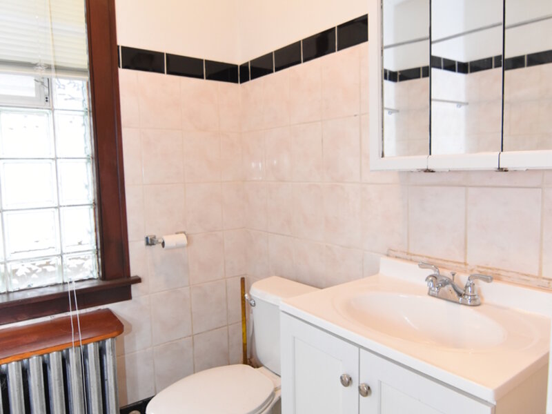 141 W 124th Street Chicago IL 60628
