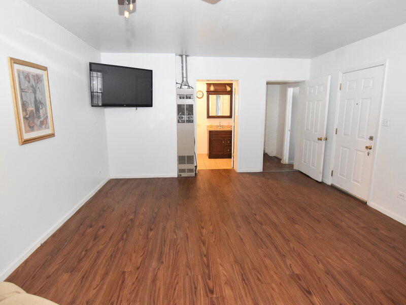 141 W 124th Street Chicago IL 60628