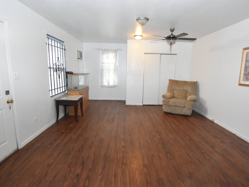 141 W 124th Street Chicago IL 60628