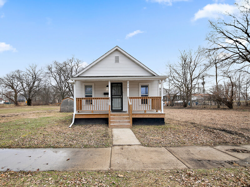 838 N Rosewood Avenue Kankakee IL 60901