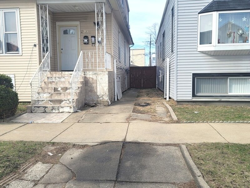 2240 N Monitor Avenue Chicago IL 60639