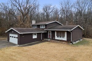 Photo of 8412 10th Street Rock Island IL 61201