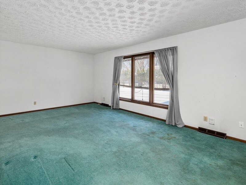 8412 10th Street Rock Island IL 61201