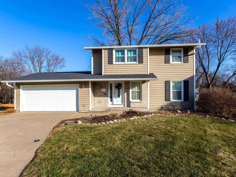 3925 Tanglefoot Court Bettendorf IA 52722