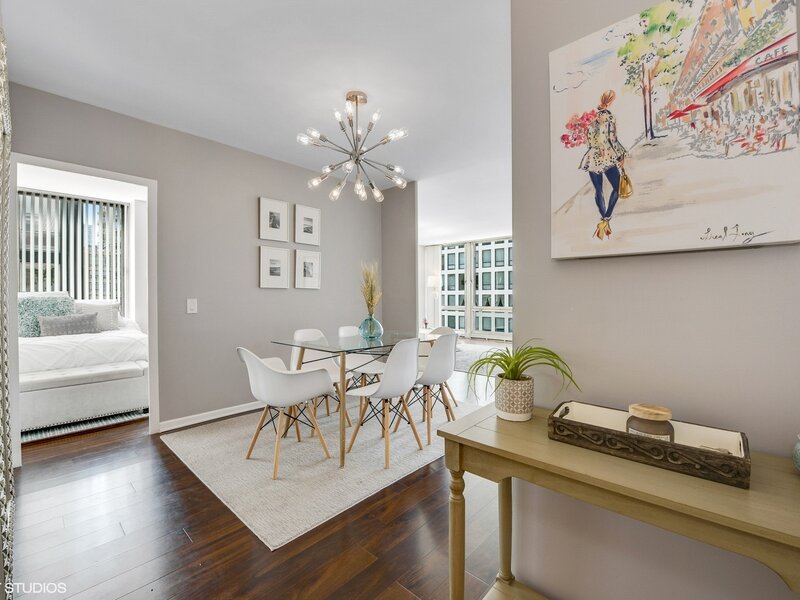 880 N Lake Shore Drive Chicago IL 60611