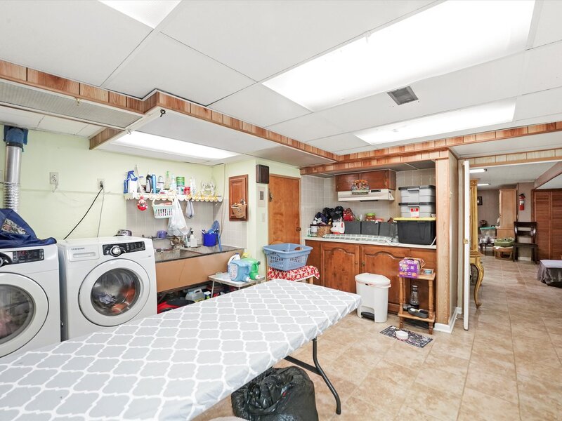 4551 W Foster Avenue Chicago IL 60630