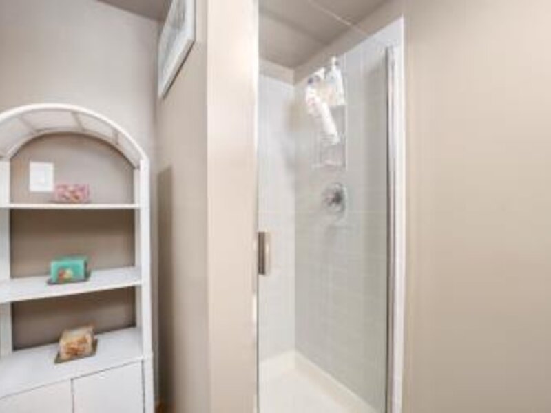 4551 W Foster Avenue Chicago IL 60630