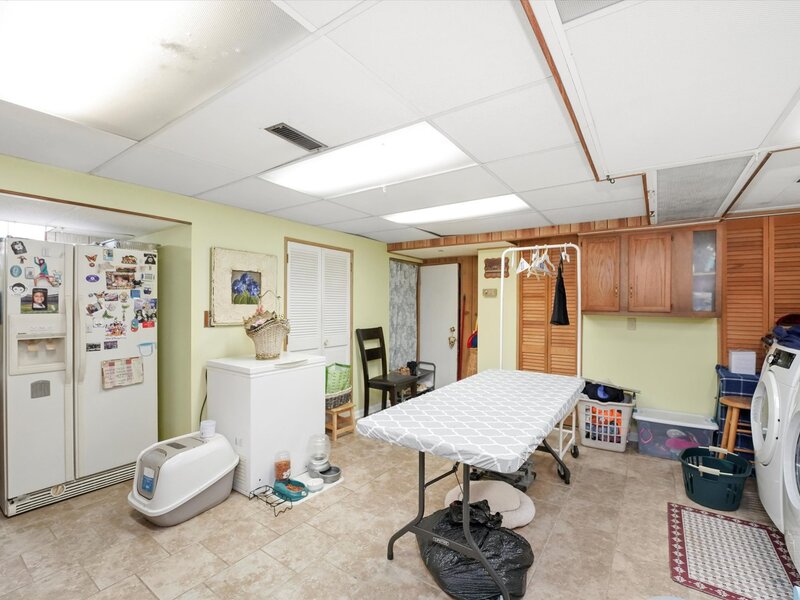 4551 W Foster Avenue Chicago IL 60630