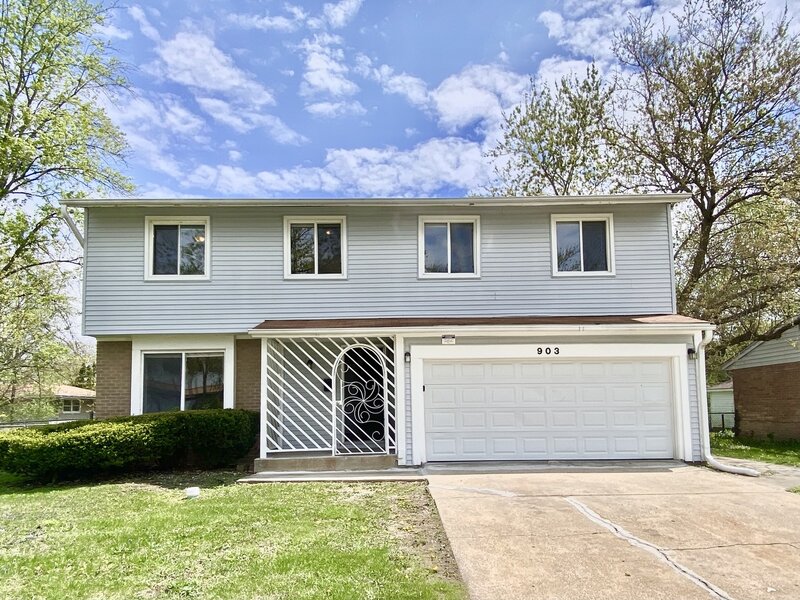 903 Blackhawk Drive University Park IL 60484