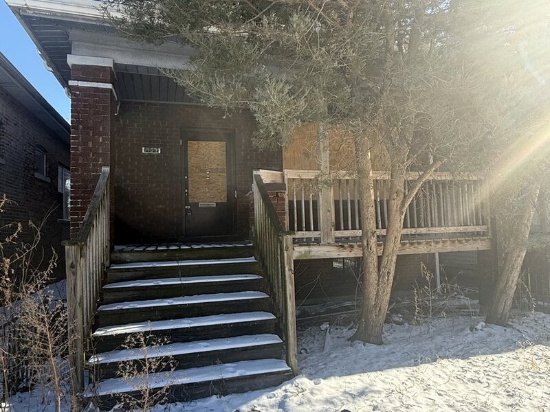 7927 S Colfax Avenue Chicago IL 60617
