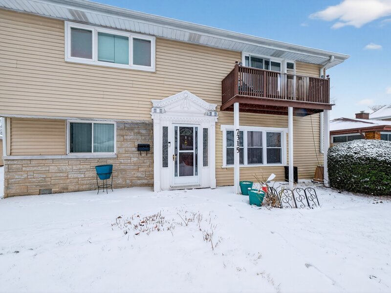 7315 Arcadia Street Morton Grove IL 60053