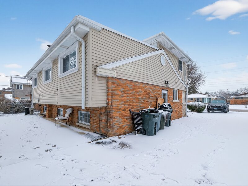 7315 Arcadia Street Morton Grove IL 60053