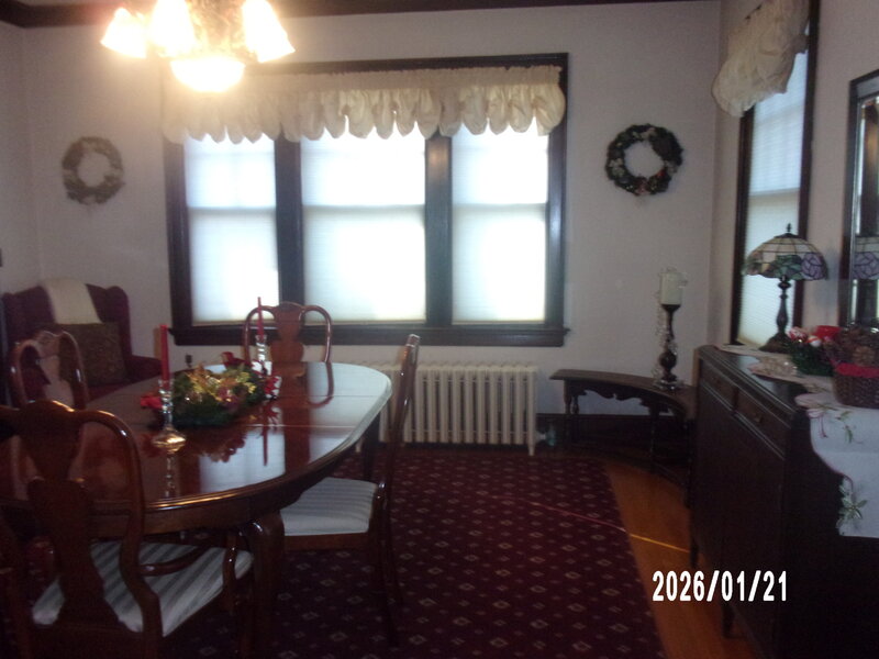 454 S 5th Street Watseka IL 60970
