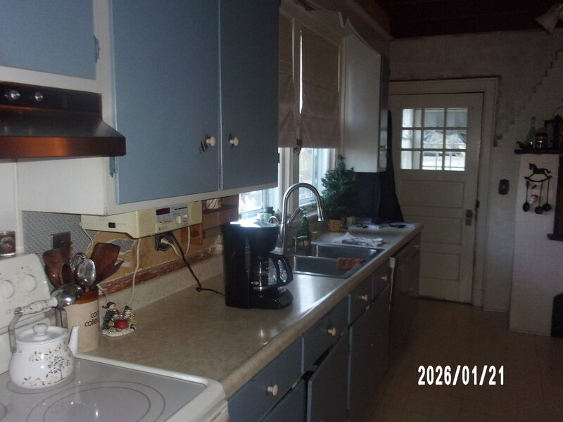 454 S 5th Street Watseka IL 60970