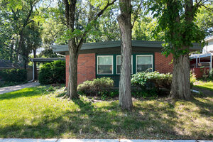 Photo of 335 Oakwood Street Park Forest IL 60466
