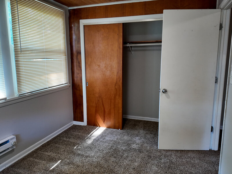 335 Oakwood Street Park Forest IL 60466