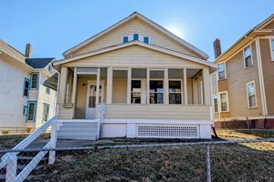 Photo of 501 W 8th Street Davenport IA 52803