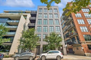 Photo of 123 S Peoria Street Chicago IL 60607