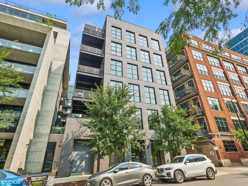 123 S Peoria Street Chicago IL 60607
