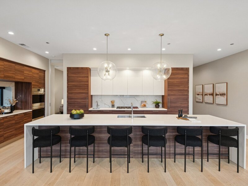 123 S Peoria Street Chicago IL 60607