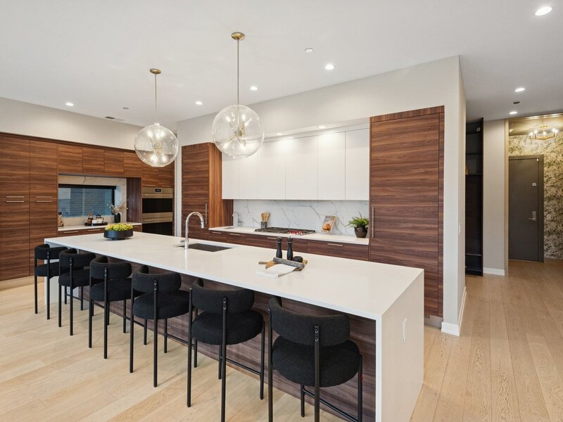123 S Peoria Street Chicago IL 60607