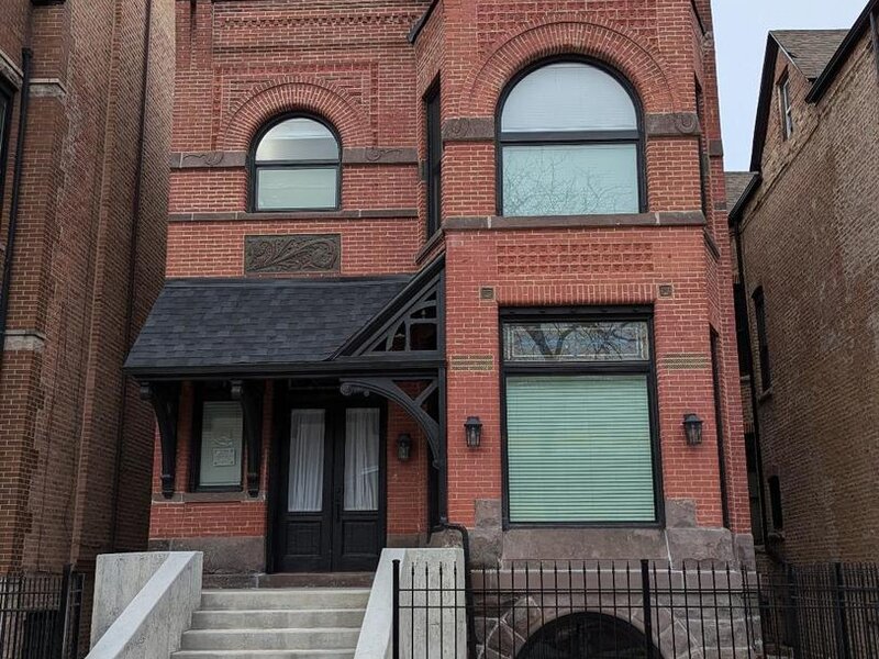 2150 W Monroe Street Chicago IL 60612