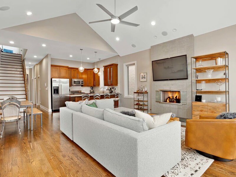 2657 N Racine Avenue Chicago IL 60614