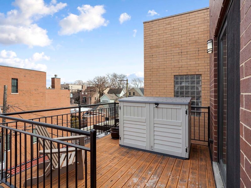 2657 N Racine Avenue Chicago IL 60614