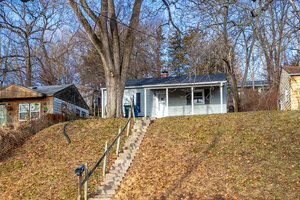 Photo of 3128 Indian Road Davenport IA 52802