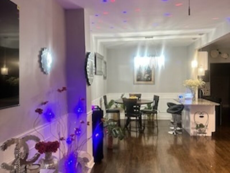7225 S Saint Lawrence Avenue Chicago IL 60619