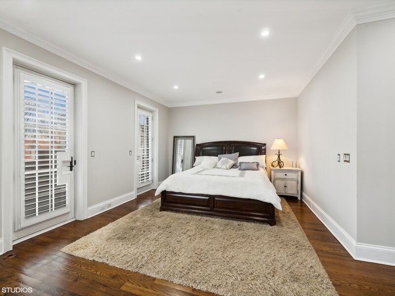1515 N North Park Avenue Chicago IL 60610