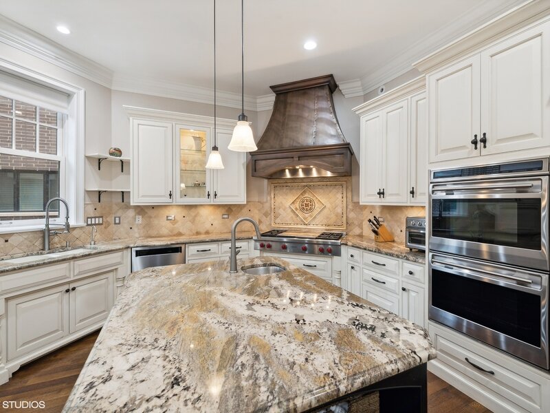 1515 N North Park Avenue Chicago IL 60610