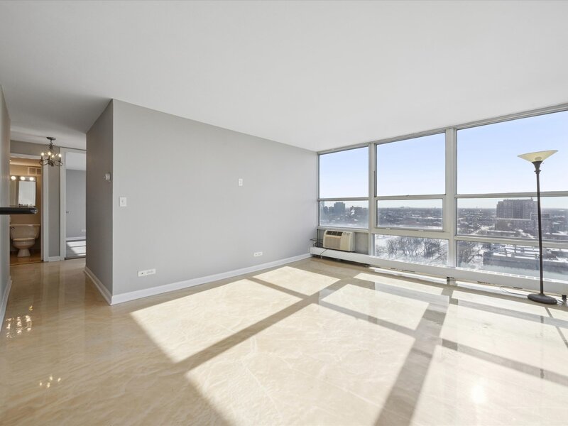 6730 S South Shore Drive Chicago IL 60649