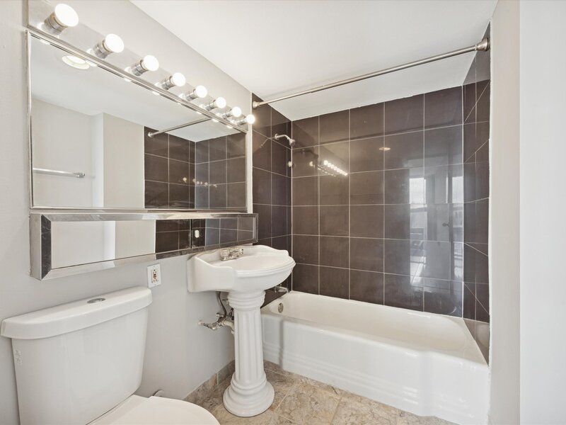 6730 S South Shore Drive Chicago IL 60649