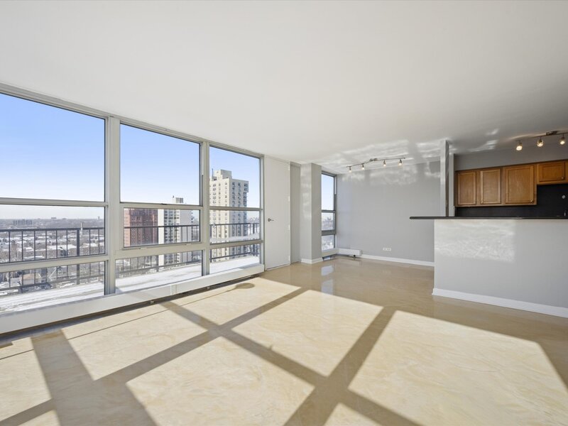 6730 S South Shore Drive Chicago IL 60649