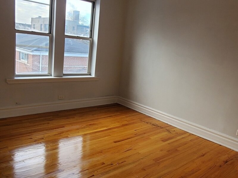 44 N Menard Avenue Chicago IL 60644
