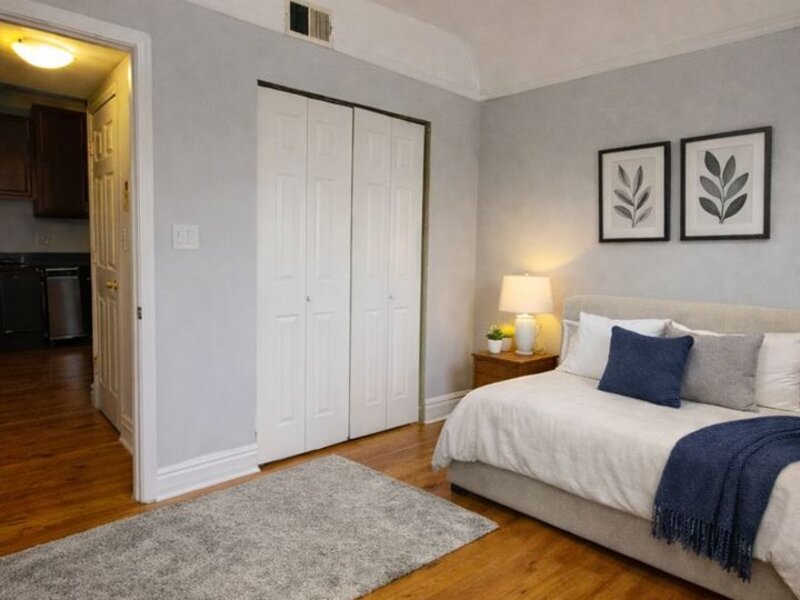 44 N Menard Avenue Chicago IL 60644