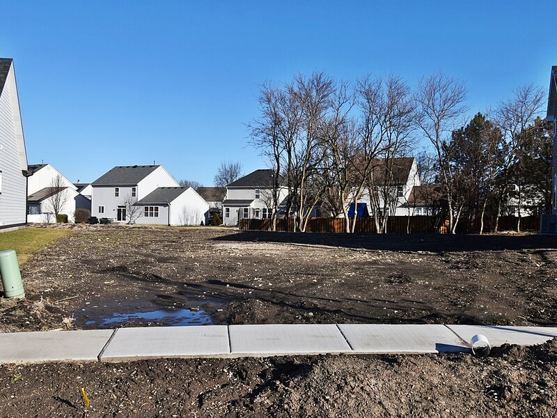 4012 Faith Lane St. Charles IL 60174