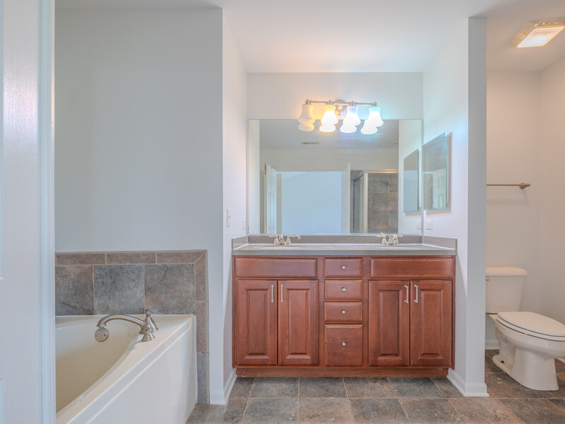733 Station Boulevard Aurora IL 60504