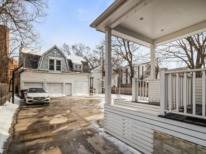 1735 Asbury Avenue Evanston IL 60201