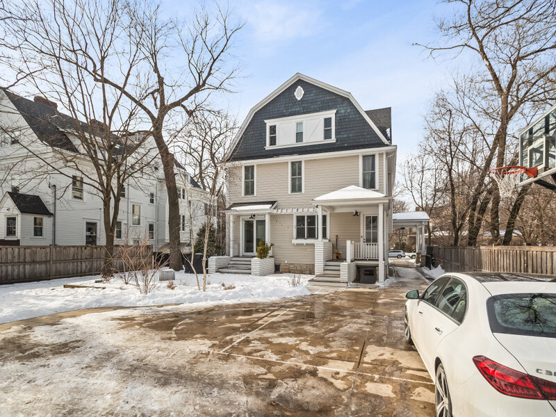 1735 Asbury Avenue Evanston IL 60201