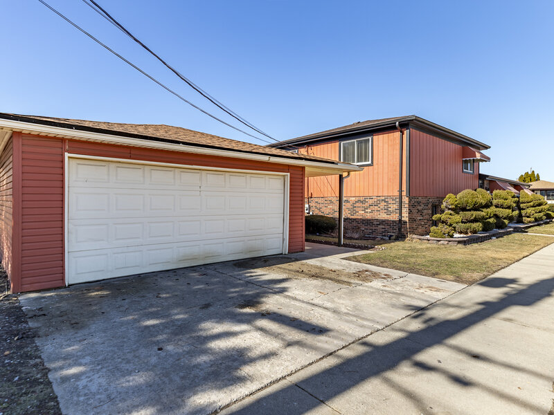1101 Lucas Street Calumet City IL 60409