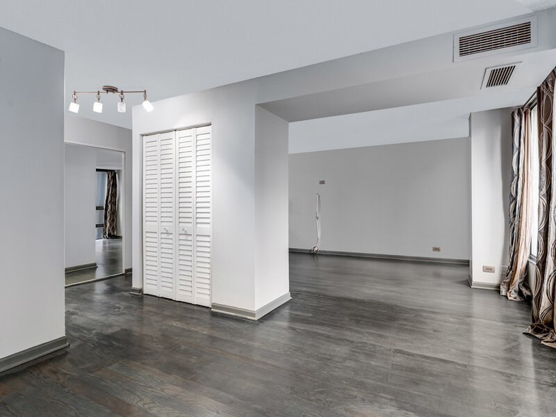 230 E Ontario Street Chicago IL 60611